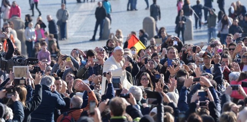 ¡Paz en Oriente Medio, en el norte de África y en Ucrania! Apremiantes llamamientos del Papa