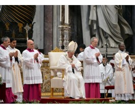 «No olvidemos que somos ovejas, aprendamos a descansar», el Papa en la Misa Crismal