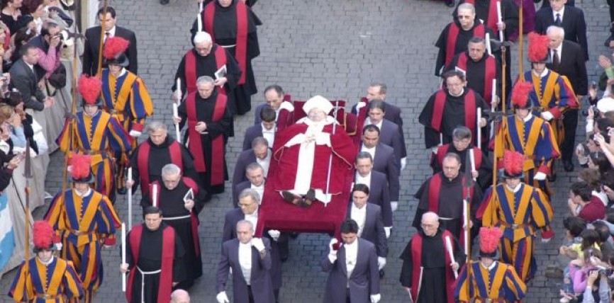 Juan Pablo II testigo de Cristo interceda por familias e Iglesia, pidió el Papa