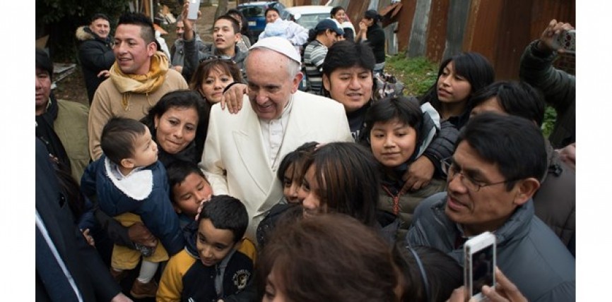 Deja que Jesús te sane, sólo Él es paz. El diablo es padre de la guerra, recordó el Papa