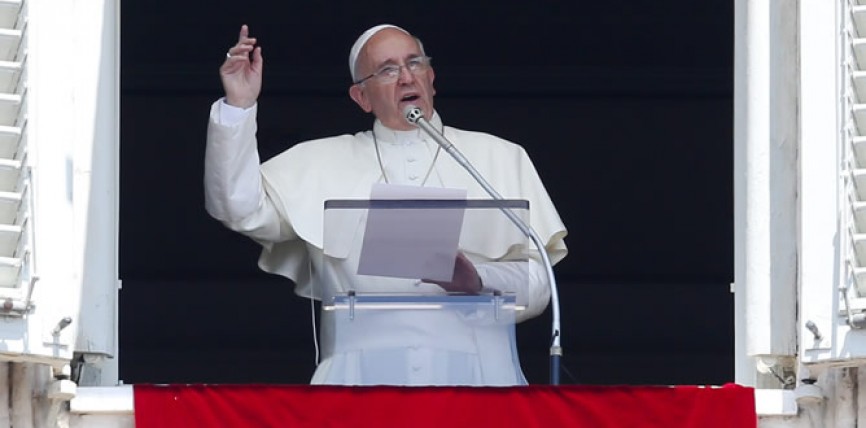 El Papa pide a la comunidad internacional que no permanezca muda ante los crímenes
