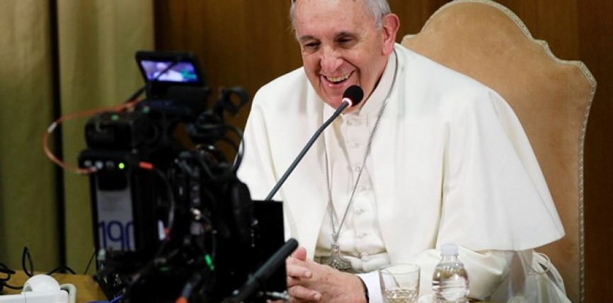 «La vida es un lindo tesoro que solamente tiene sentido si lo donamos», el Papa a las Scholas